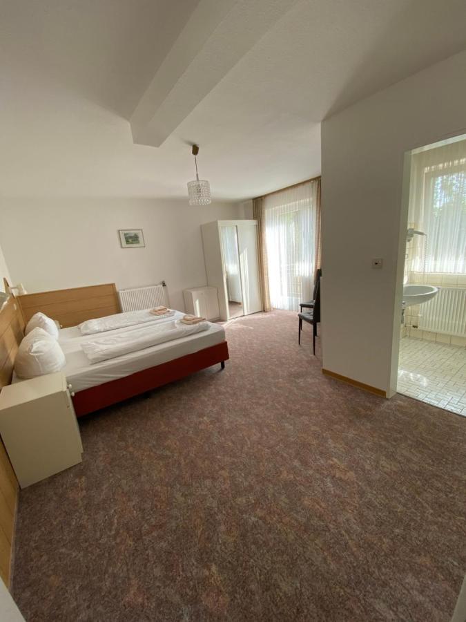Hotel Seehaus Horn-Bad Meinberg Exterior photo
